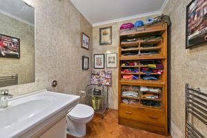 WC- click for photo gallery